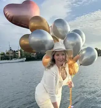 Babyshower - Maria Millini sjunger vid babyshower